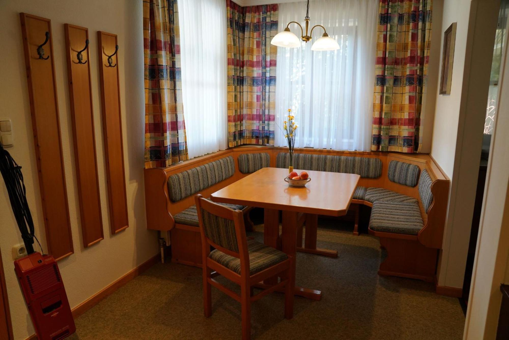 Pension Thermenland Fürstenfeld Εξωτερικό φωτογραφία